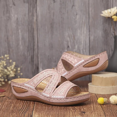 High-quality Slip-on Sandals With A Thick Platform